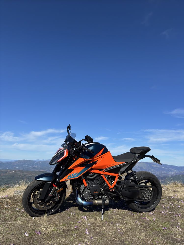 KTM Superduke 1290 R - COMO NOVA