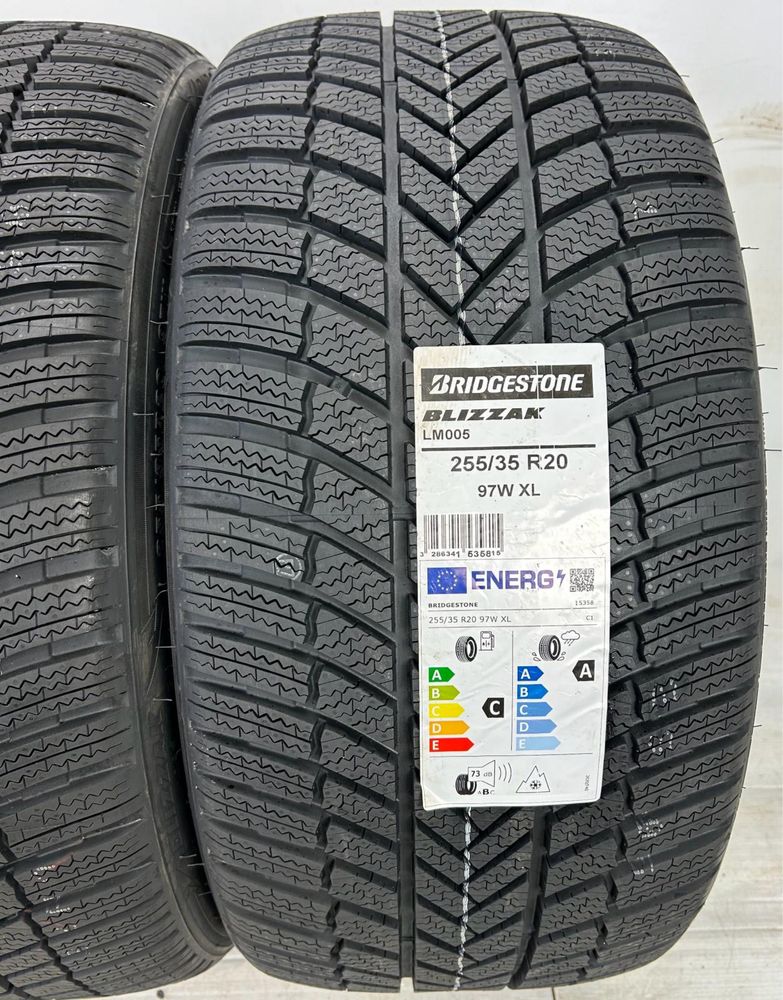 255/35r20 Bridgestone Blizzak LM005 97W XL