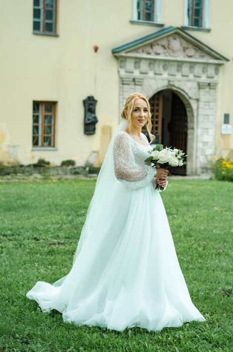 Весільне плаття Lovely Bride Carmen