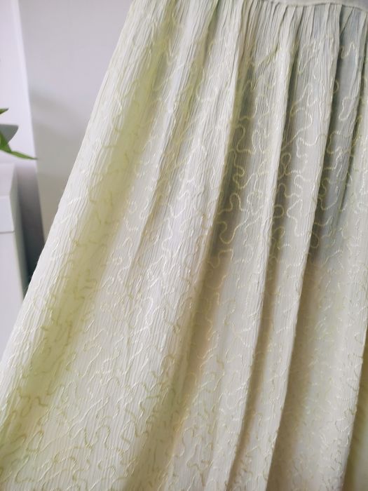 Letnia żółta sukienka