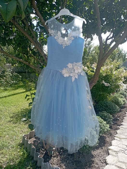 Святкова сукня, плаття