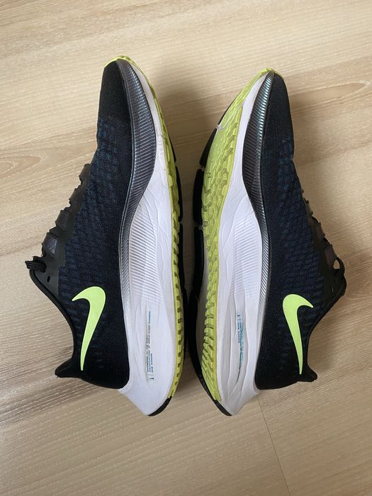 Nike Air Zoom Pegasus 37 r. 38,5 Damskie do Biegania