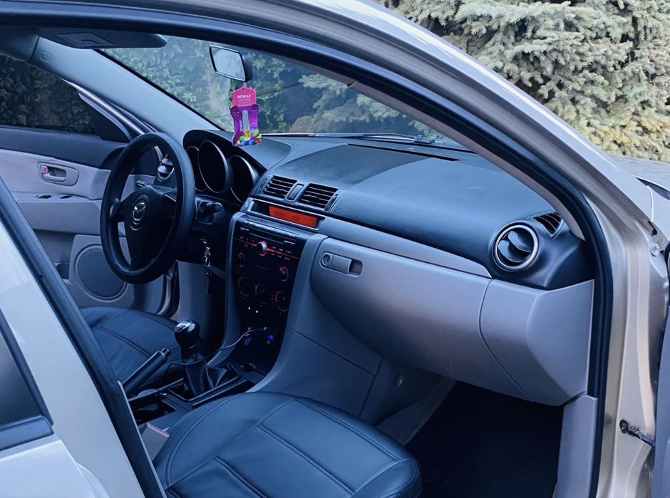 Mazda 3, 2005 рік | 1.6 бензин | Механіка | 211 тис. км