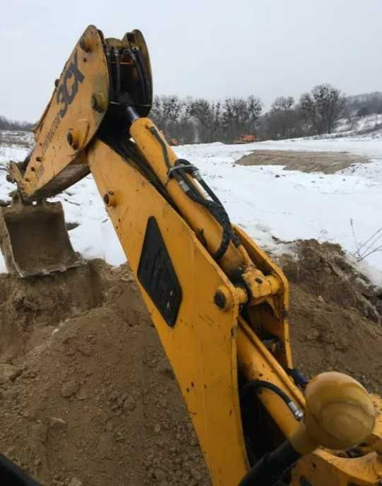 Послуги екскаватора - навантажувача JCB 3CX