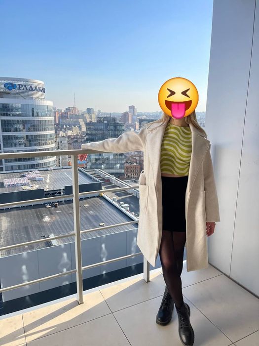 Пальто демісезон , біле