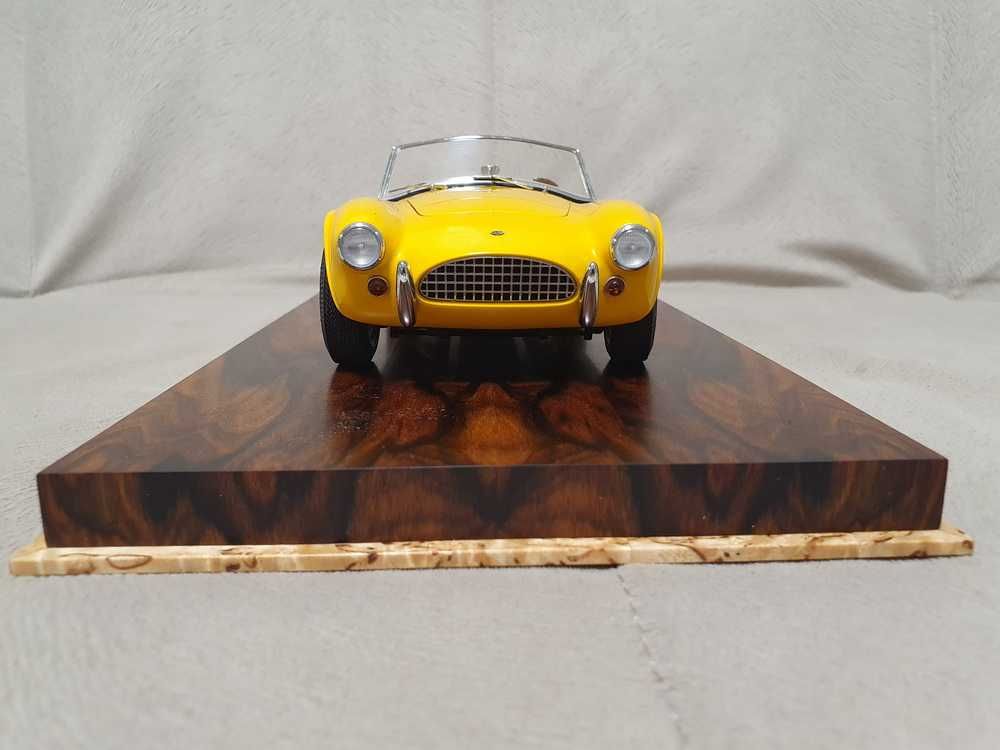 1 18 Exoto Cobra Roadster 260 The First Painting Car 1962