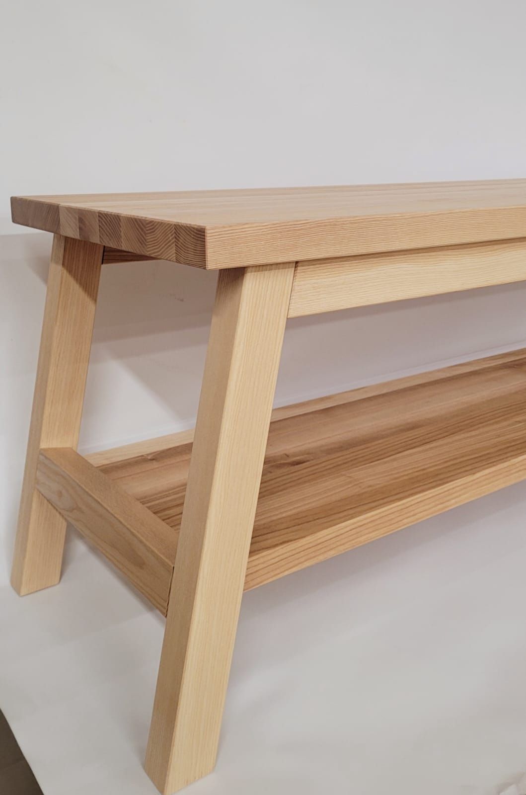Ławka ławeczka drewniana jesionowa z półką