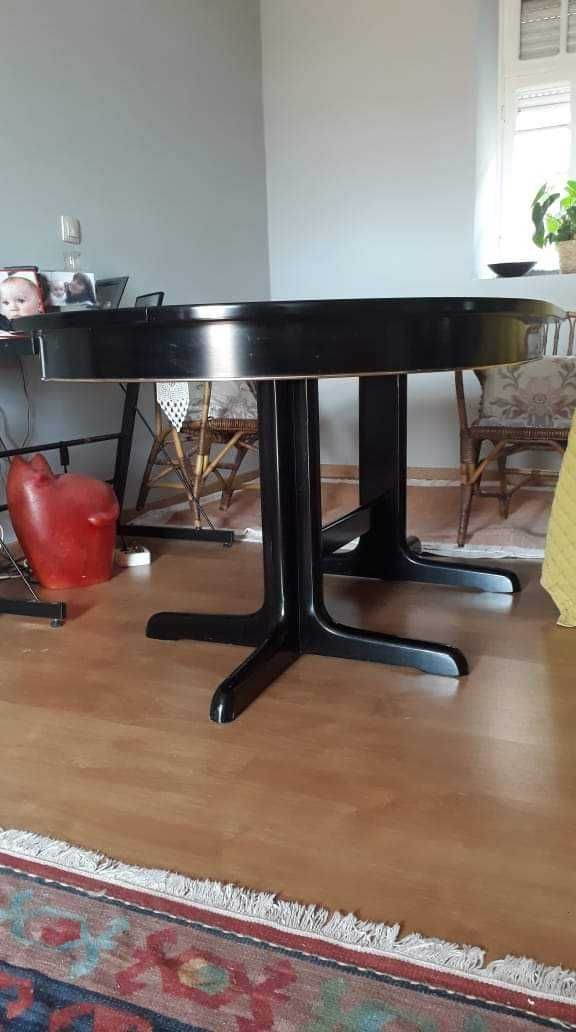 Vende-se Mesa de Jantar