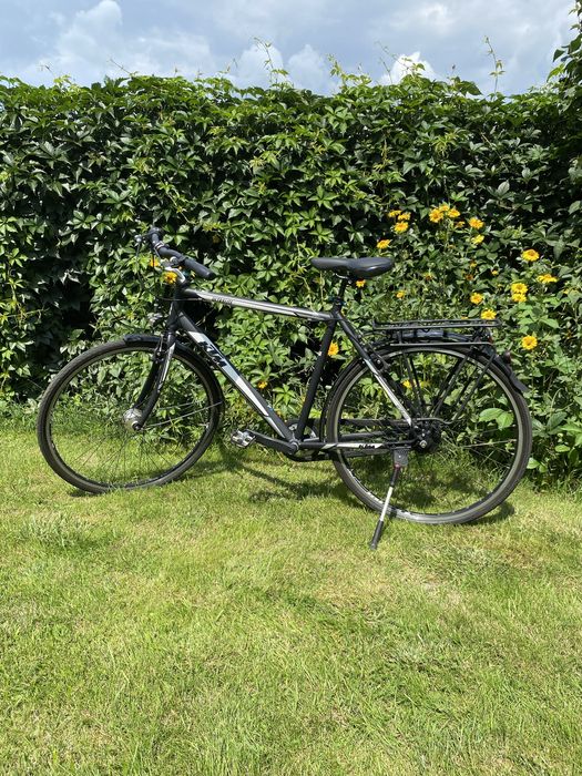 Rower trekkingowy KTM Ultralite 8 koła 28 cali 21 biegów V-brake