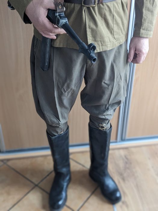Mundur LWP ,AK.rogatywka ,oficerki ,pas,bryczesy rogatywka
