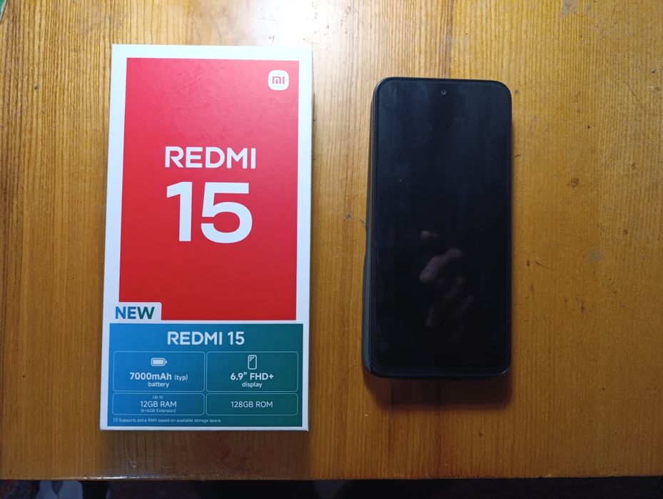 Продам новый телефон редми 15 с памятью 12/128 Gb