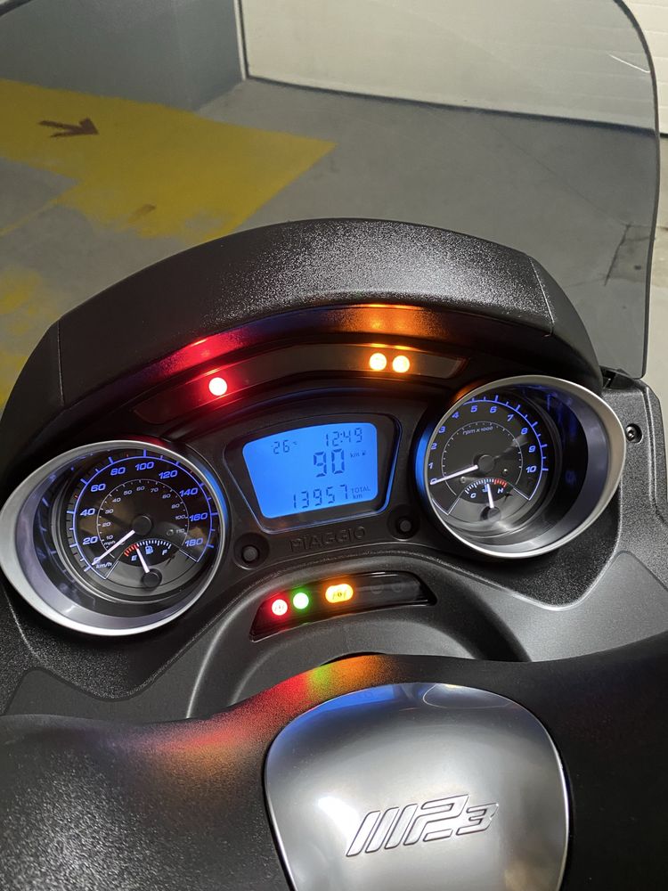 piaggio MP3 300 HPE Sport