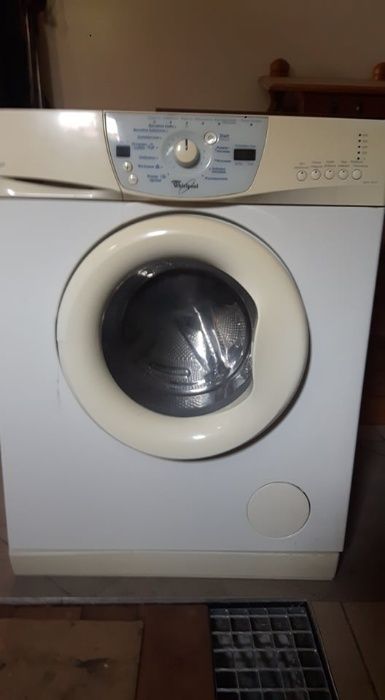 Sprzedam silnik pralki whirlpool AWM 8062