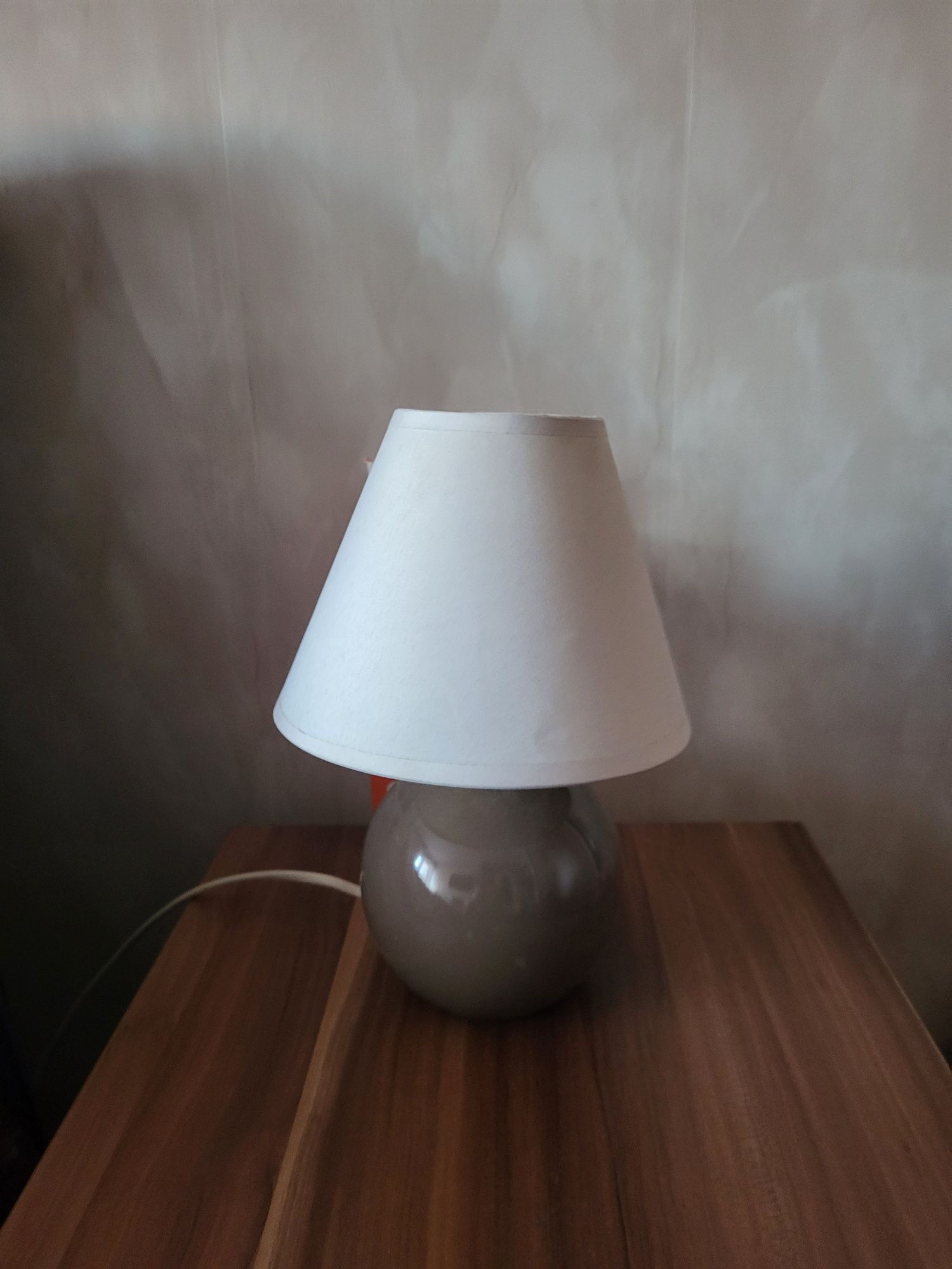 Dwie Lampki nocne