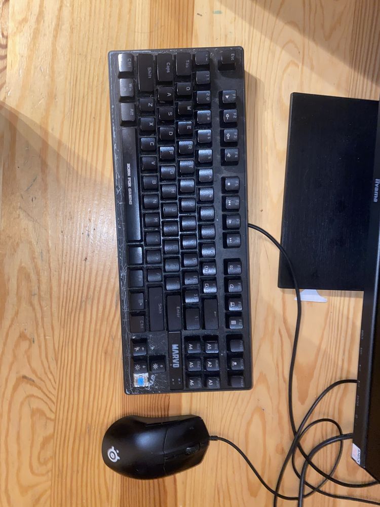 Komputer cały zestaw wraz z monitorem