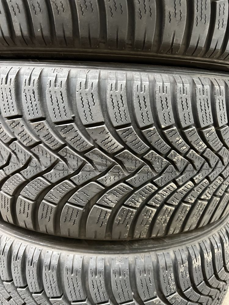 225/45/17 Falken Eurowinter