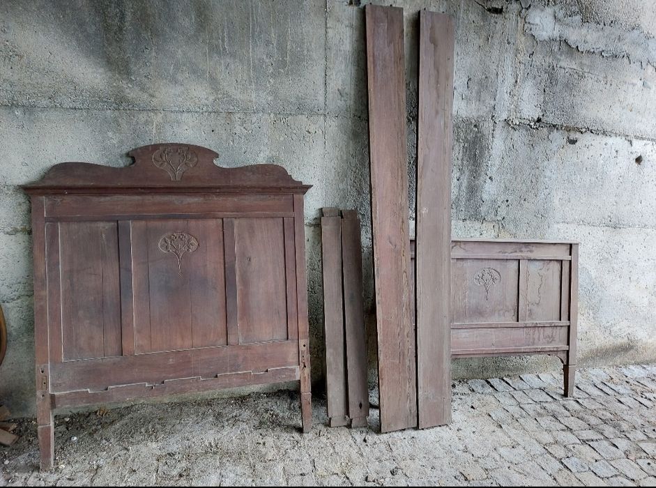 Lote mobília antiga sala jantar e quarto