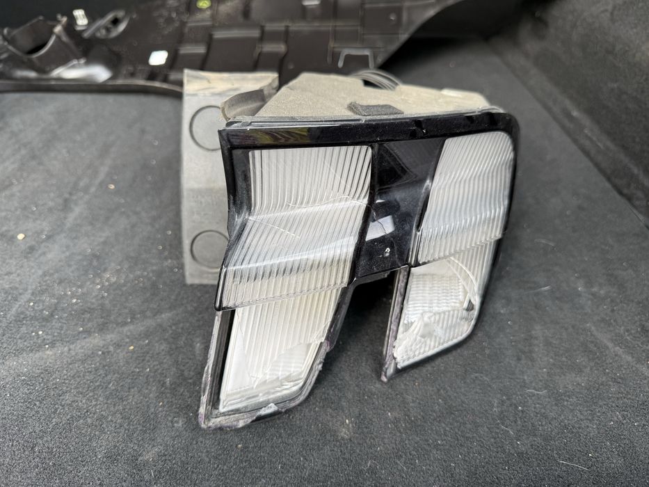 Продам стопи оригінал Форд мустанг Мач Є