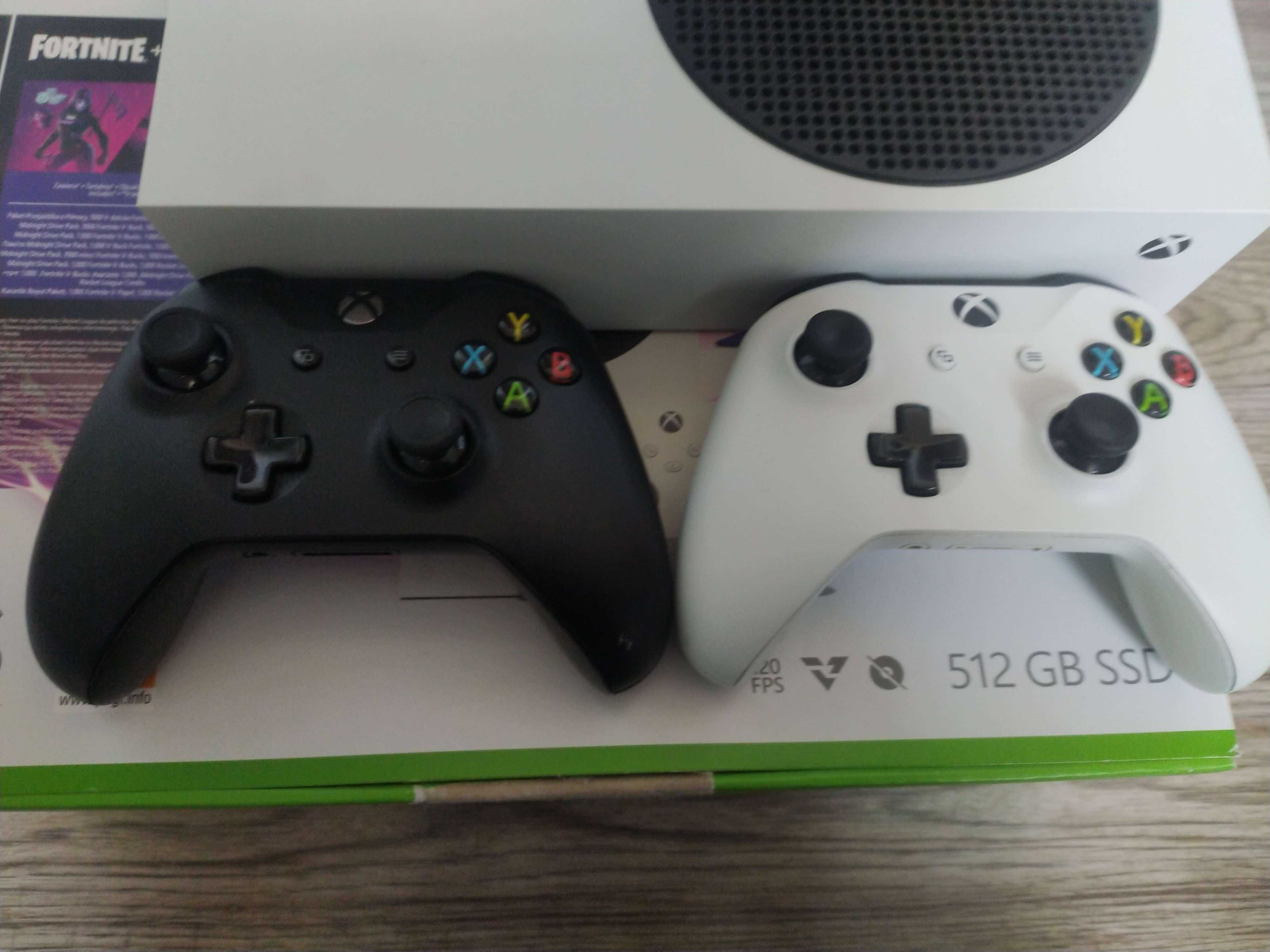 Xbox Series S, 2 pady, baterie, HDMI