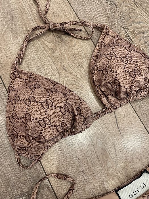 Жіночий бежевий купальник Gucci