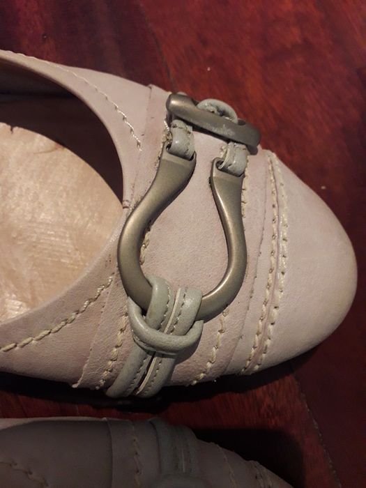 Sapatos em pele Tamaris