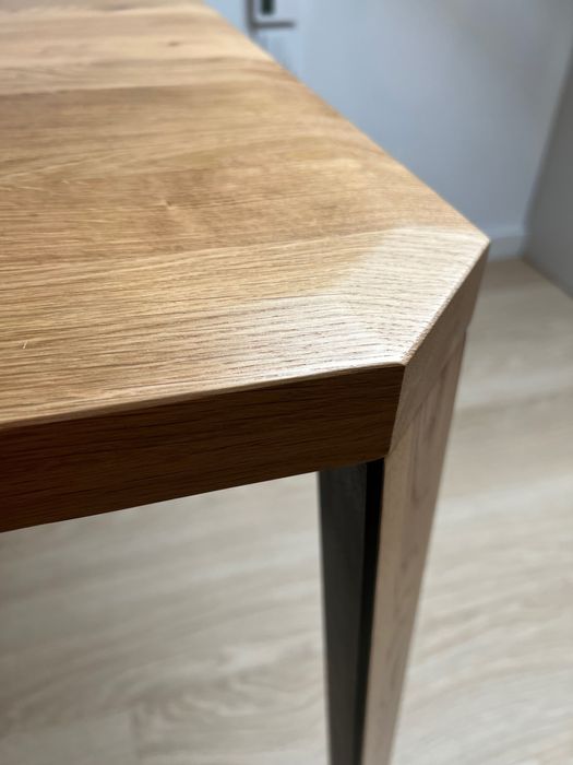 Morosa IWC HOME Nowoczesny dębowy stół do jadalni 140x90