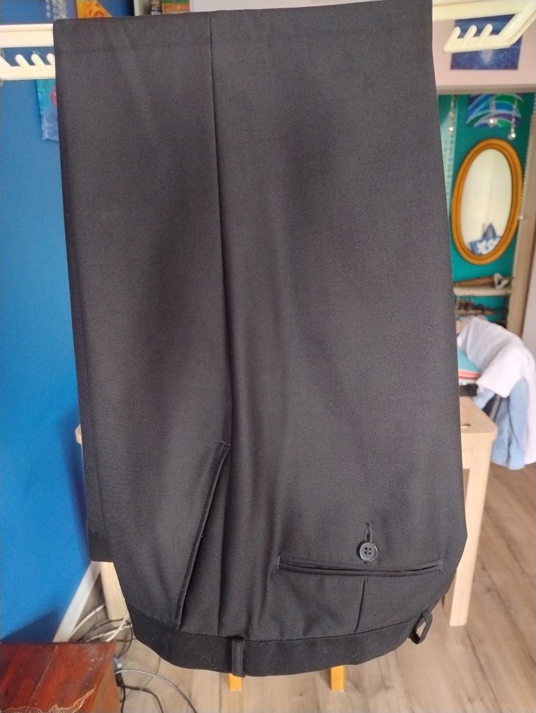 Garnitur męski czarny stan idealny wz 180/185