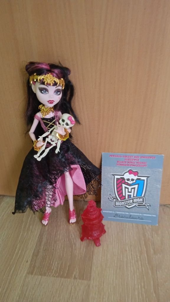 Lalka Drakulaura z kolekcji monster high