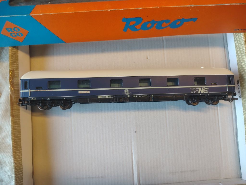 Wagon osobowy sypialny trans euro nacht db h0 Roco