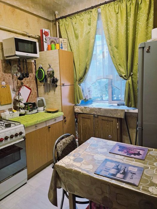 Продам 1 комнатную квартиру по ул.Брюллова