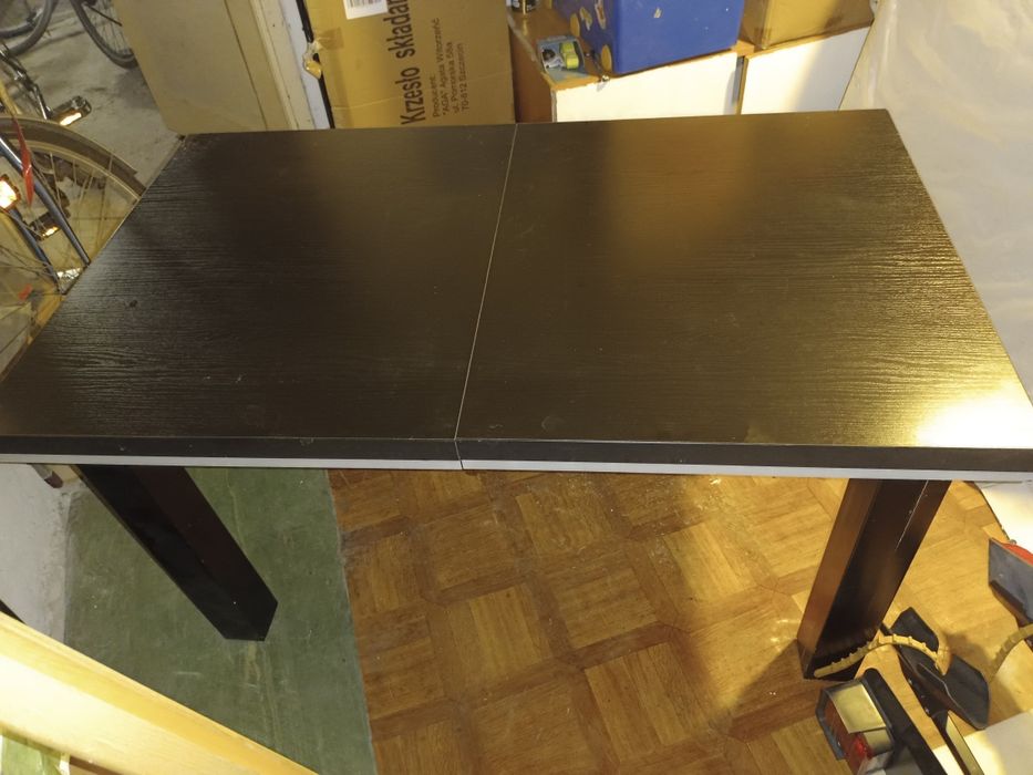 Stół drewniany rozkładany