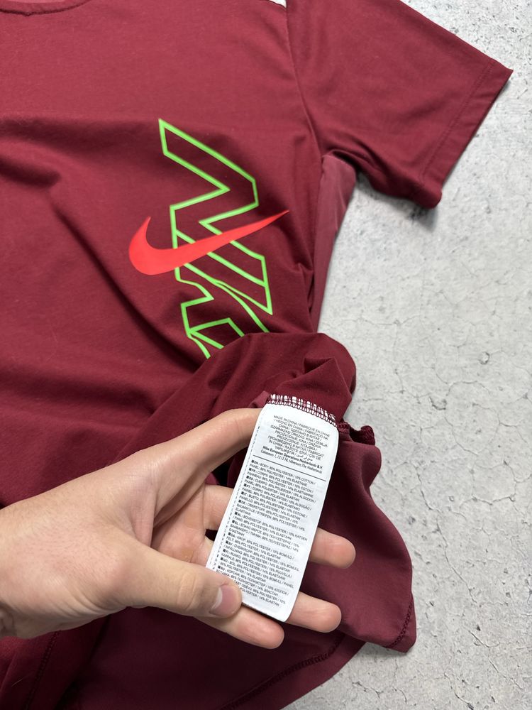 Спортивная Футболка Nike Dri-Fit Big Swoosh Оригинал Идеал S