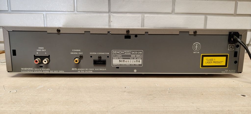 Odtwarzacz CD player DENON DCD-210.