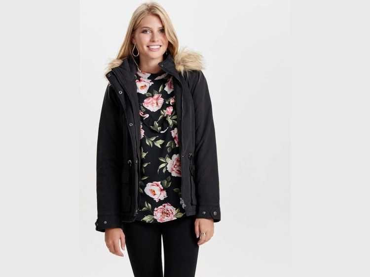 Kurtka damska zimowa parka Only z futerkiem r. XS-M