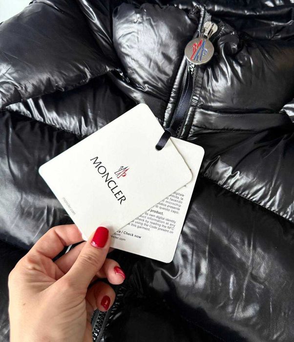 Пуховик Moncler Black Glossy  Курточка пуховик Монклер Глянец