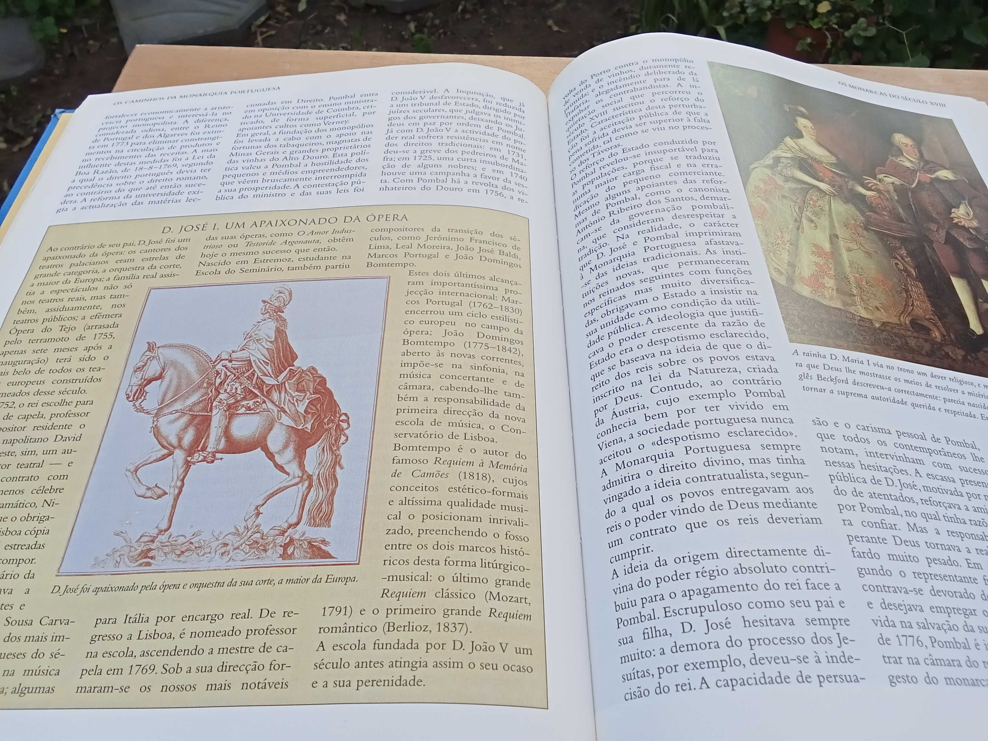 Vendo Enciclopédias e Atlas Vários sobre História