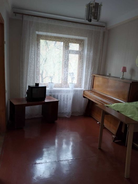 Даманський, чудова 3к. квартира