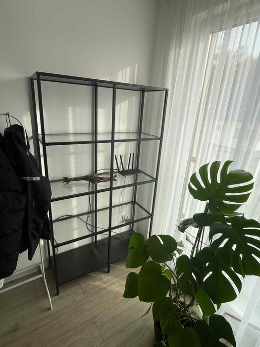 Regał szklany / witryna