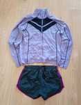 blusão desportivo Nike original de senhora, tamanho L.
roxo claro
