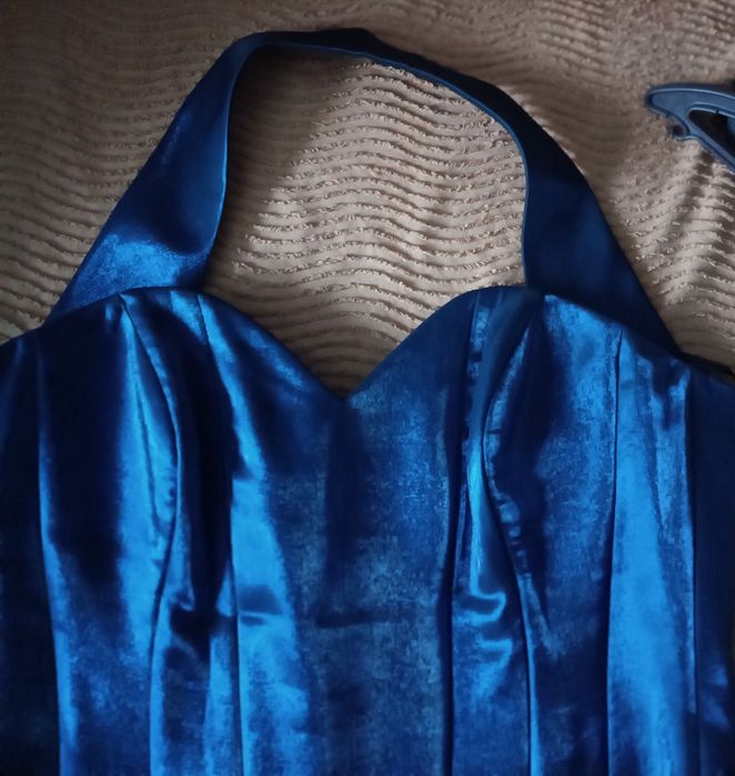 Вечірня сукня комплект корсет спідниця палантин