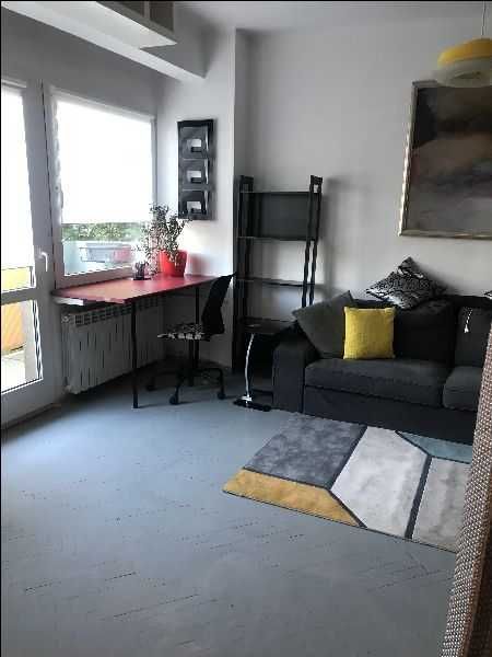 Ładne studio w świetnej lokalizacji ul. Wiejska, czynsz w cenie najmu