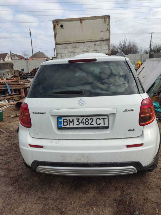 Suzuki sx-4 по запчастям 2009 год 4х4