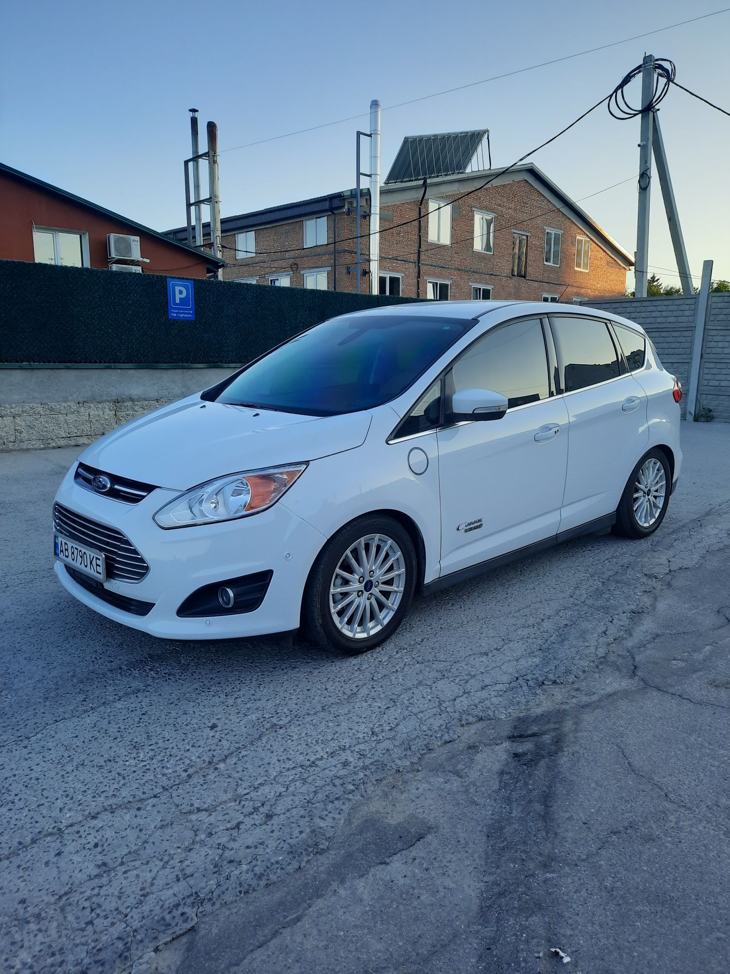 Продається Ford C-Max Energi plugin 2016