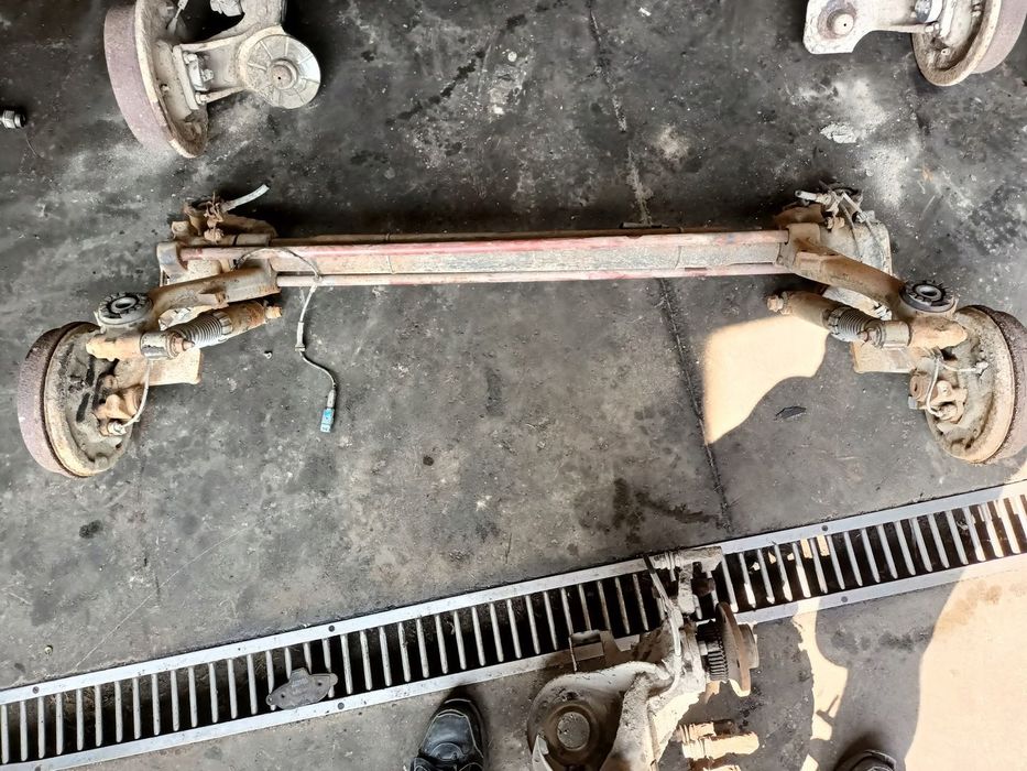 BELKA TYLNA PEUGEOT 206