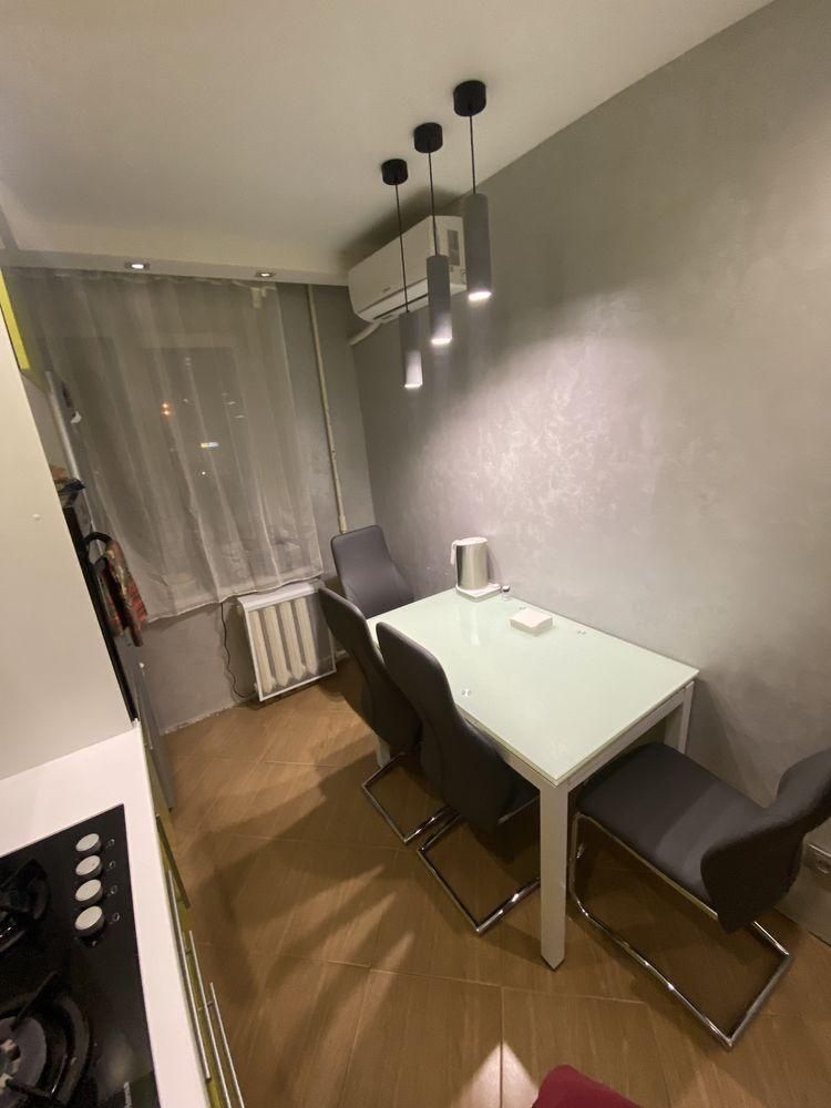 Продам 2к квартиру с ремонтом,  мебелью и техникой