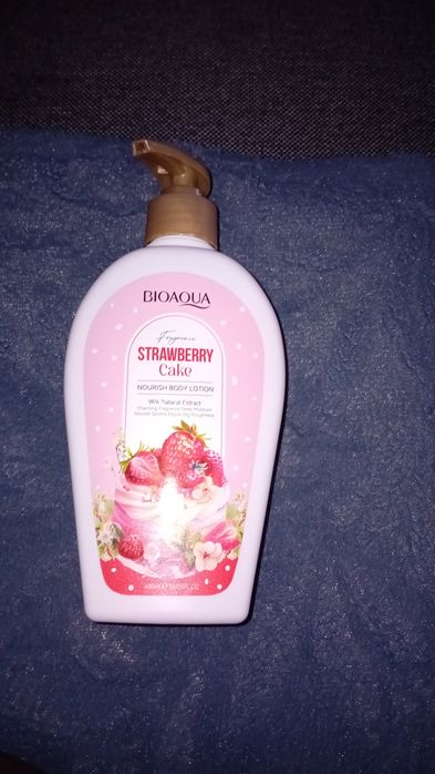 Balsam do ciała ciastko truskawkowe 400 ml Bioaqua.