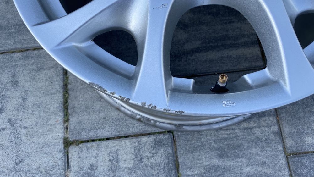 Felgi aluminiowe Alfa Romeo Mito 4x98 16 cali