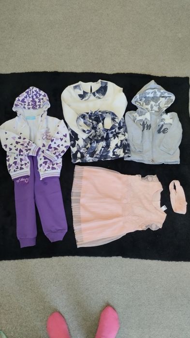 Спортивный костюм, платья