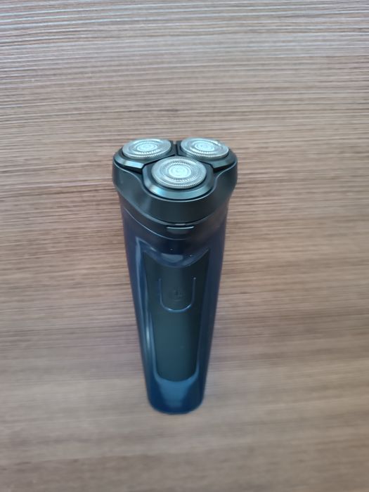 Електробритва нова