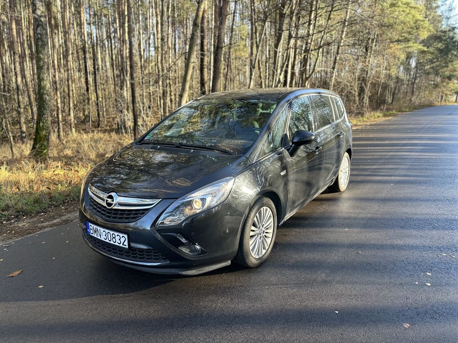 Opel Zafira Tourer 1.4T, 7 os., Navi, kamera.